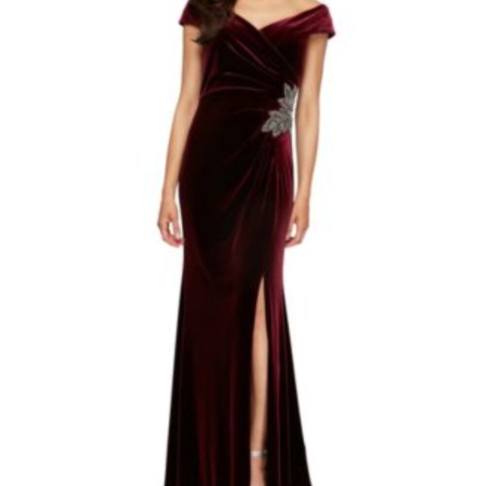 Alex Evenings Women's Off the Shoulder Red Velvet Fit & Flare Gown